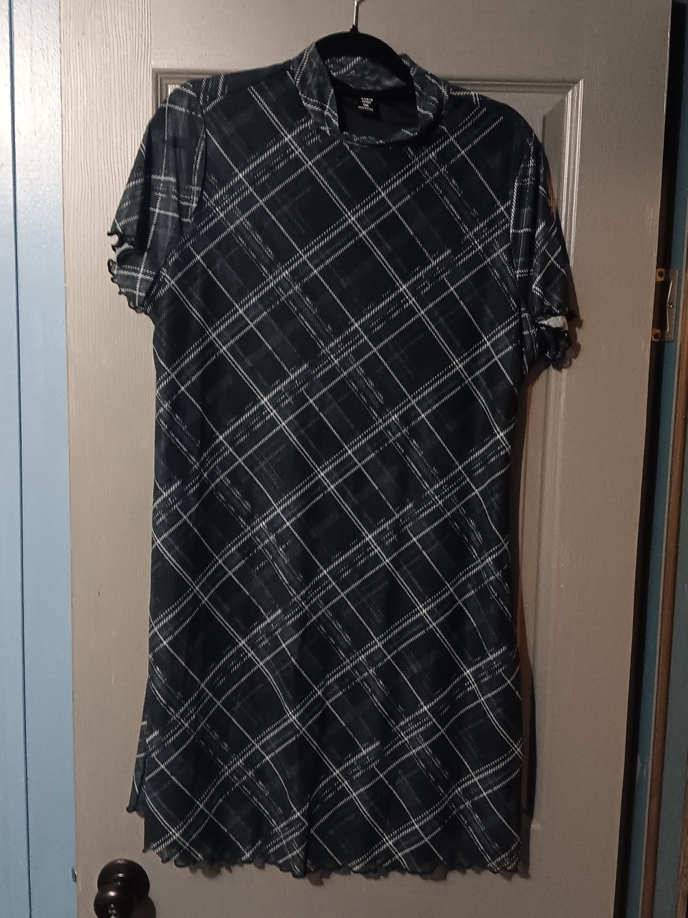 Plaid Short Sleeve Black Mini Dress